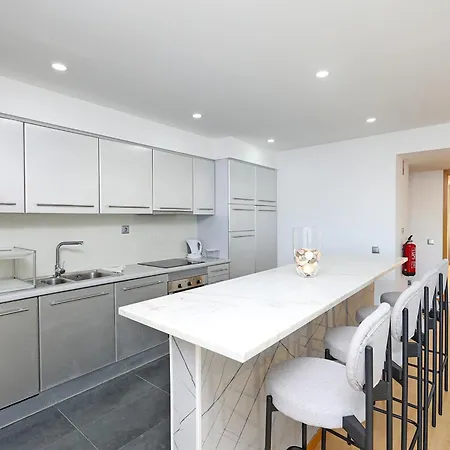 B19 - Marina Bay Apartment Lagos