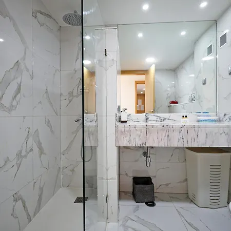 B19 - Marina Club Lagos