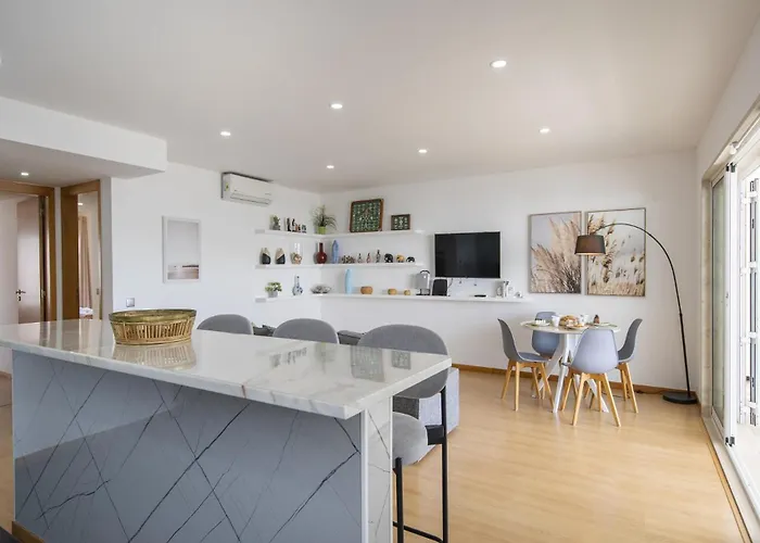 B19 - Marina Club Apartment